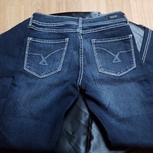 VIGOSS Super Stretchy Skinny (NWOT)